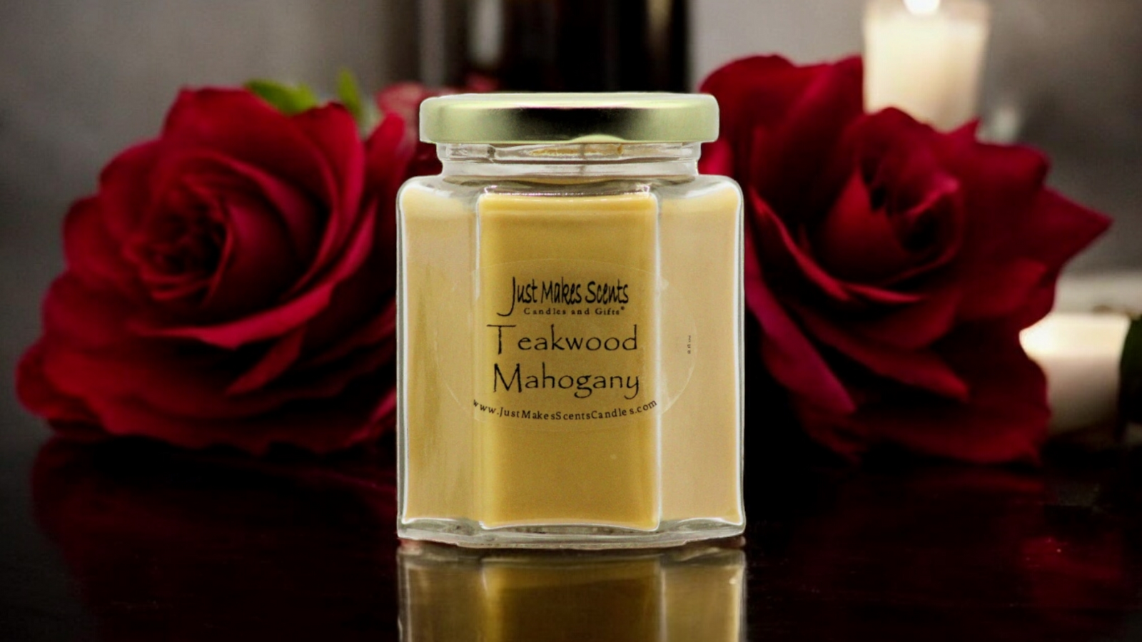 Teakwood Mahogany Scented Candle